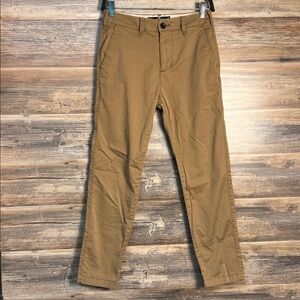 Hollister Men's Skinny Chino in Khaki 26x28